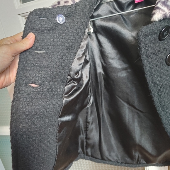 Penelope Mack Toddler Dress Coat with Beret - Picture 11 of 13